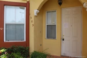 5620 NW 107th Ave, Doral, FL 33178, Sold 07/31/17