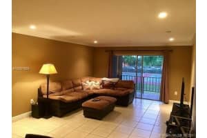 9437 SW 76th St APT V25, Miami, FL 33173, Sold 09/18/17