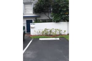 6784 SW 40th St, Davie, FL 33314, Sold 07/12/17