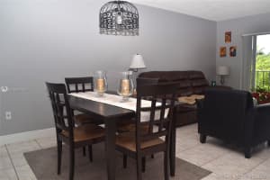 5201 NW 7th St, Miami, FL 33126, Sold 10/23/17