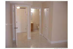 15221 SW 80th St, Miami, FL 33193, Sold 07/13/17