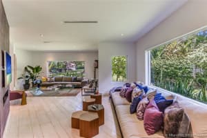 1961 S Oak Haven Cir, North Miami Beach, FL 33179, Sold 02/02/18