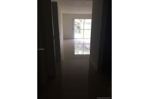 15201 NE 6th Ave APT C101, Miami, FL 33162, Sold 11/28/17