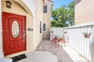 15272 SW 51st St, Davie, FL 33331, Sold 07/06/17