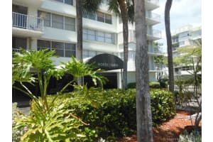 16546 NE 26th Ave #2i, North Miami Beach, FL 33160, Sold 12/12/18