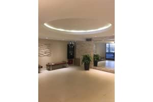 465 Ocean Dr, Miami Beach, FL 33139, Sold 10/26/17