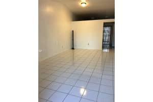 7669 NW 180th Terrace, Hialeah, FL 33015, Sold 09/29/17