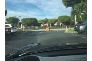 371 W Park Dr, Miami, FL 33172, Sold 08/08/17