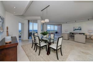 10 Edgewater Dr #15f, Miami, FL 33133, Sold 12/22/17