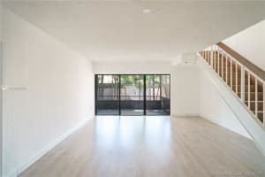 19990 NE 5th Ct #1c, Miami, FL 33179, Sold 08/25/17