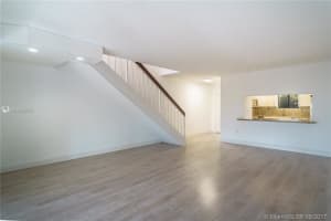 19990 NE 5th Ct #1c, Miami, FL 33179, Sold 08/25/17