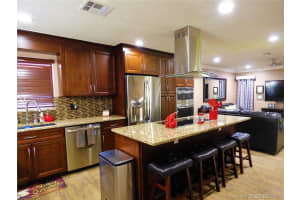 924 SW 149th Way, Sunrise, FL 33326, Sold 08/11/17