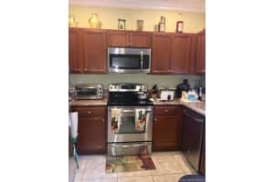 352 NE 37th Terrace, Homestead, FL 33033, Sold 07/24/17
