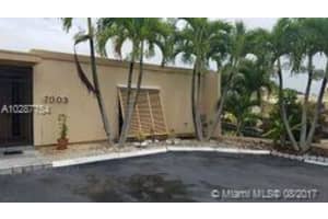7003 Crown Gate Ct, Miami Lakes, FL 33014, Sold 08/30/17