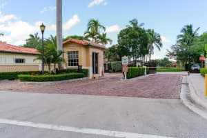 15941 NW 79th Ct, Miami Lakes, FL 33016, Sold 10/16/17