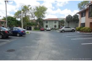 9904 Hammocks Blvd, Miami, FL 33196, Sold 08/03/17