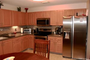 9081 Vineyard Lake Dr 07 BLDG, Plantation, FL 33324, Sold 07/06/17