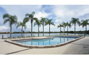 325 Ives Dairy Rd APT 11, Miami, FL 33179, Sold 08/31/17