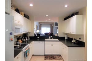 7332 NW 61st Terrace, Parkland, FL 33067, Sold 08/16/17