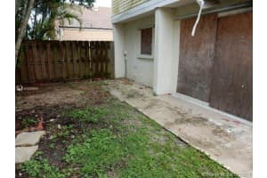 9909 W Daffodil Ln, Miramar, FL 33025, Sold 10/12/17