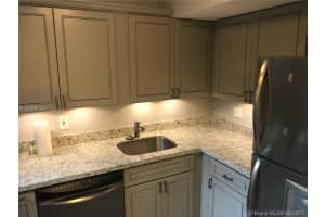 4235 N University Dr, Sunrise, FL 33351, Sold 11/02/17