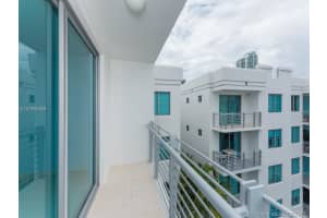 110 Washington Ave, Miami Beach, FL 33139, Sold 10/13/17