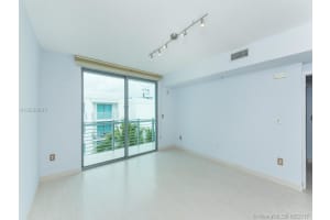 110 Washington Ave, Miami Beach, FL 33139, Sold 10/13/17