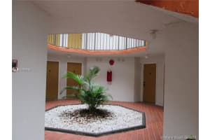 9423 Fontainebleau Blvd, Miami, FL 33172, Sold 08/04/17