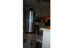 9423 Fontainebleau Blvd, Miami, FL 33172, Sold 08/04/17