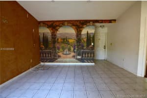 8461 NW 193rd Ln, Hialeah, FL 33015, Sold 10/18/17