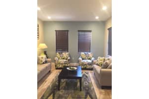 8944 NW 180th Terrace, Hialeah, FL 33018, Sold 11/14/17