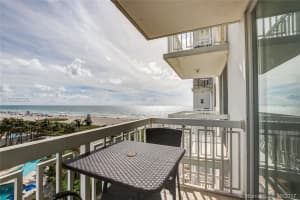 401 Ocean Dr, Miami Beach, FL 33139, Sold 09/22/17