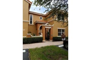 8545 NW 140th St, Miami Lakes, FL 33016, Sold 08/03/17