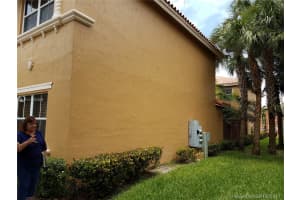 8545 NW 140th St, Miami Lakes, FL 33016, Sold 08/03/17