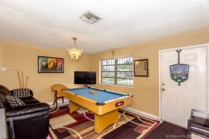 1613 SW 5th St, Homestead, FL 33030, Sold 10/03/17