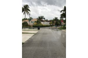 10245 SW 154th Cir Ct, Miami, FL 33196, Sold 09/25/17