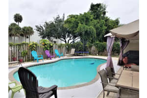 9212 NW 53rd St, Sunrise, FL 33351, Sold 09/06/17