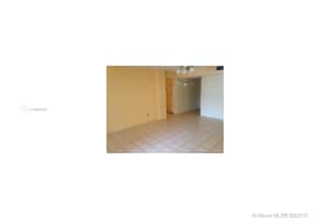 8635 NW 8th St, Miami, FL 33126, Sold 08/07/17