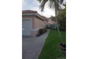 540 NW 129th Way, Pembroke Pines, FL 33028, Sold 08/28/17