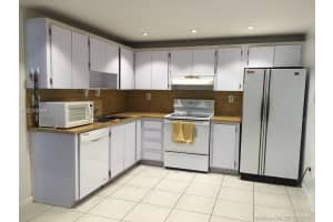 487 NW 98th Ct, Miami, FL 33172, Sold 11/30/17