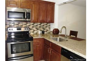 15705 W Waterside Cir, Sunrise, FL 33326, Sold 09/25/17