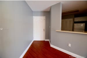 6292 NW 186th St, Hialeah, FL 33015, Sold 07/10/17