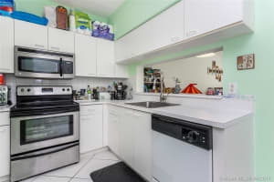 9978 NW 56th Pl, Coral Springs, FL 33076, Sold 07/25/17