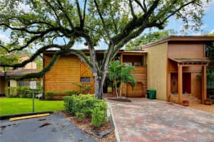 11335 SW 74th Terrace, Miami, FL 33173, Sold 07/25/17