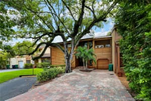 11335 SW 74th Terrace, Miami, FL 33173, Sold 07/25/17