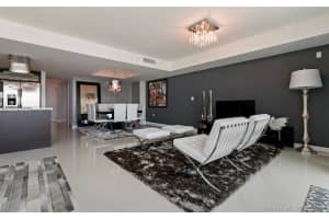 7928 East Dr, North Bay Village, FL 33141, Sold 12/19/17