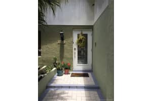 3515 SW 113th Pl, Miami, FL 33165, Sold 10/19/17