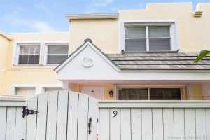 6855 SW 45th Ln, Miami, FL 33155, Sold 08/07/17