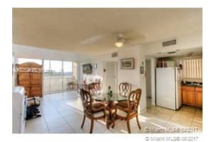 8870 Fontainebleau Blvd, Miami, FL 33172, Sold 08/01/17