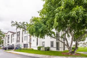 4420 NW 107th Ave, Doral, FL 33178, Sold 08/10/17